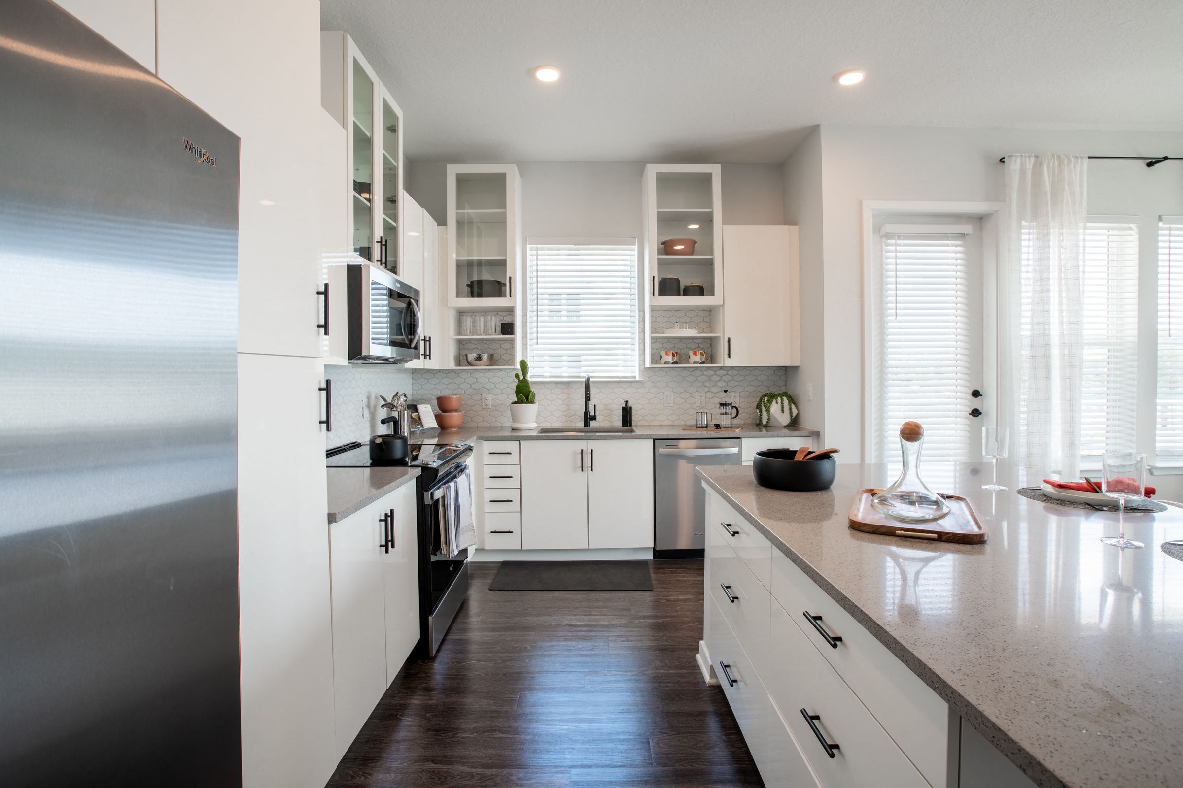 Model Kitchen Cirrus Apartments